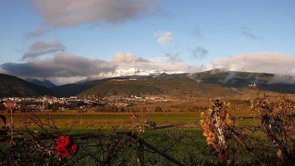 Camping Ain Jaca Exterior foto